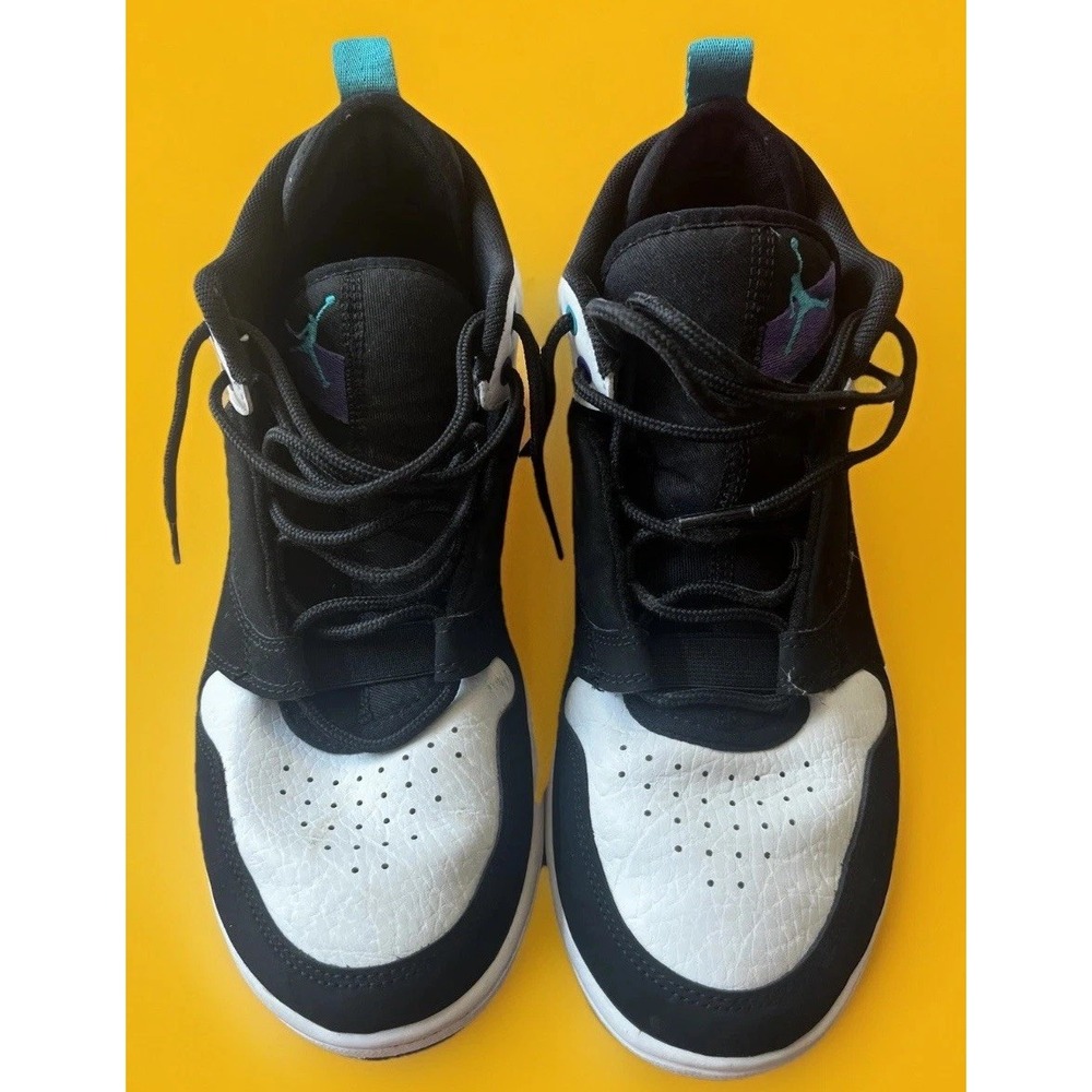 Nike Air Jordan 1 Low Womens 7.5 AO1329-035 Black White Teal Purple